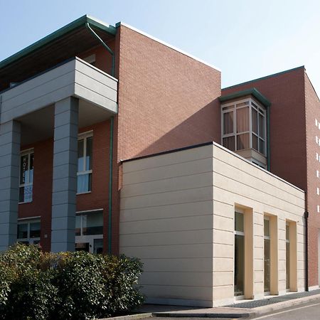 Rosso Frizzante Hotel Sorbara ภายนอก รูปภาพ