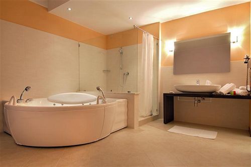 Rosso Frizzante Hotel Sorbara ภายนอก รูปภาพ